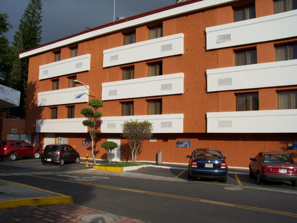 乡村广场酒店 瓜达拉哈拉 外观 照片